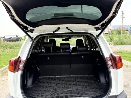 Toyota RAV4 2015 года за 9 400 000 тг. в Алматы – фото 19