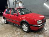 Volkswagen Golf 1995 года за 1 800 000 тг. в Кызылорда – фото 2