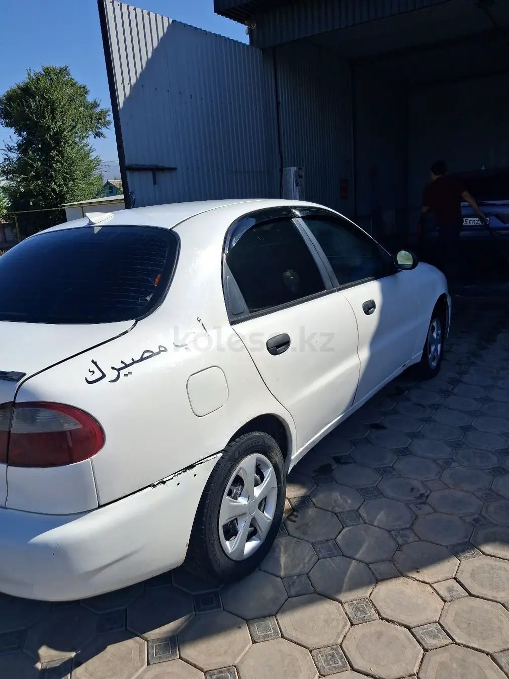 Daewoo Lanos, 1998