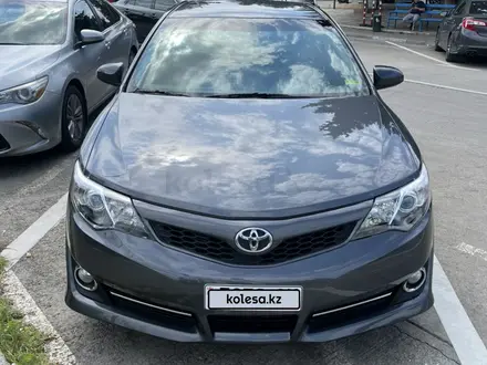 Toyota Camry 2013 года за 6 500 000 тг. в Актобе – фото 7