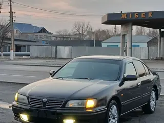 Nissan Maxima, 1995
