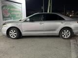 Toyota Camry 2007 годаүшін5 338 524 тг. в Шымкент – фото 2