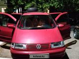 Volkswagen Sharan 1997 года за 2 100 000 тг. в Шымкент – фото 3