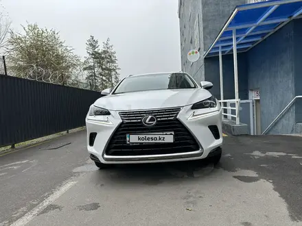 Lexus NX 200 2018 года за 17 900 000 тг. в Алматы – фото 4