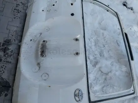 Дверь багажника за 130 000 тг. в Алматы – фото 2