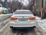 Toyota Camry 2019 года за 15 300 000 тг. в Уральск – фото 3