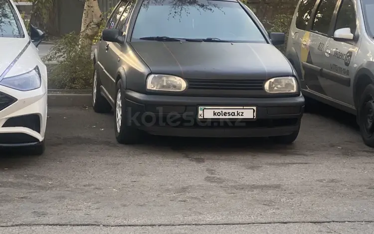 Volkswagen Golf 1993 годаүшін1 450 000 тг. в Алматы