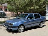 Volkswagen Vento 1992 года за 1 000 000 тг. в Астана – фото 2