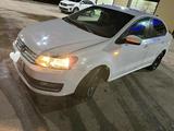 Volkswagen Polo 2016 года за 4 400 000 тг. в Актобе – фото 4
