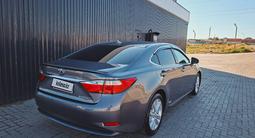 Lexus ES 300h 2013 годаүшін8 100 000 тг. в Актау – фото 2