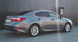 Lexus ES 300h 2013 годаүшін8 100 000 тг. в Актау – фото 3