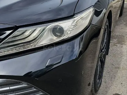 Toyota Camry 2018 года за 16 228 000 тг. в Астана – фото 4