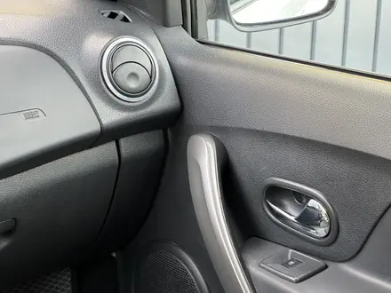 Renault Logan 2018 года за 4 390 000 тг. в Актобе – фото 6