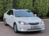 Toyota Camry 2004 годаfor6 500 000 тг. в Алматы – фото 4