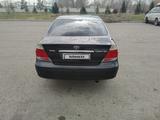 Toyota Camry 2005 года за 5 500 000 тг. в Усть-Каменогорск – фото 2