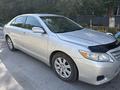Toyota Camry 2010 года за 6 300 000 тг. в Караганда – фото 2