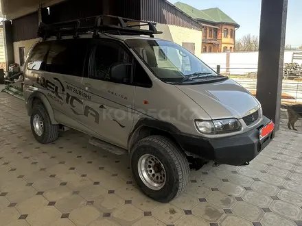 Mitsubishi Delica 1998 года за 6 500 000 тг. в Алматы – фото 2