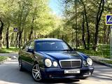 Mercedes-Benz E 230 1998 года за 2 750 000 тг. в Алматы