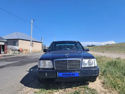 Mercedes-Benz E 200 1991 года за 750 000 тг. в Тараз – фото 3