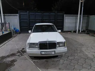 Mercedes-Benz E 280