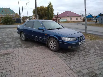 Toyota Camry 1997 года за 2 800 000 тг. в Семей – фото 5