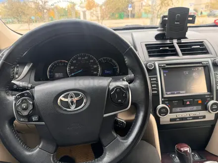 Toyota Camry 2014 года за 6 800 000 тг. в Кульсары – фото 6