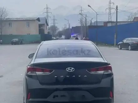 Hyundai Sonata 2018 года за 3 900 000 тг. в Алматы – фото 4