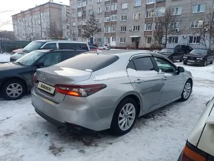 Toyota Camry 2021 года за 13 000 000 тг. в Петропавловск – фото 24