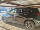 Chevrolet Tracker 2023 года за 7 300 000 тг. в Актобе – фото 2