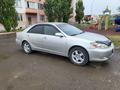 Toyota Camry 2003 года за 4 700 000 тг. в Уральск – фото 2