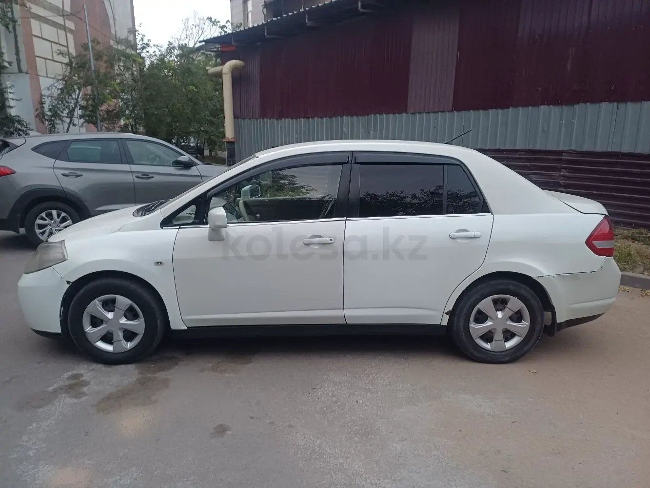 Nissan Tiida, 2005