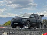 Infiniti QX56 2004 годаүшін8 200 000 тг. в Алматы – фото 2
