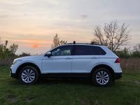 Volkswagen Tiguan 2021 года за 14 800 000 тг. в Алматы