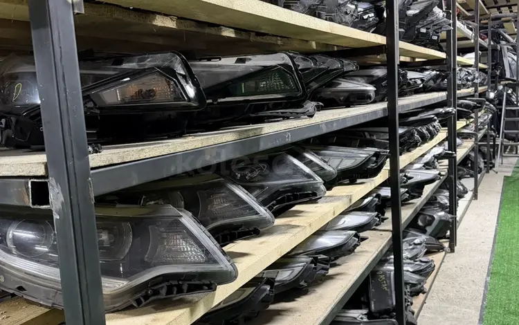 Фары стопы задние Kia за 5 000 тг. в Астана