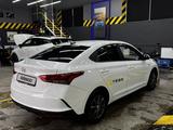 Hyundai Accent 2021 года за 8 100 000 тг. в Караганда – фото 4