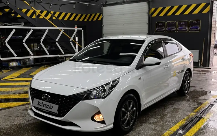 Hyundai Accent 2021 года за 7 900 000 тг. в Караганда
