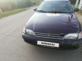 Toyota Carina E