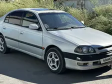 Toyota Avensis, 1997
