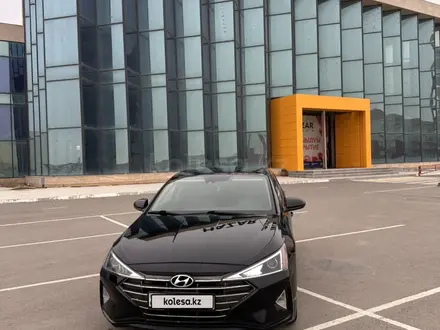 Hyundai Elantra 2019 года за 8 490 000 тг. в Актау – фото 12