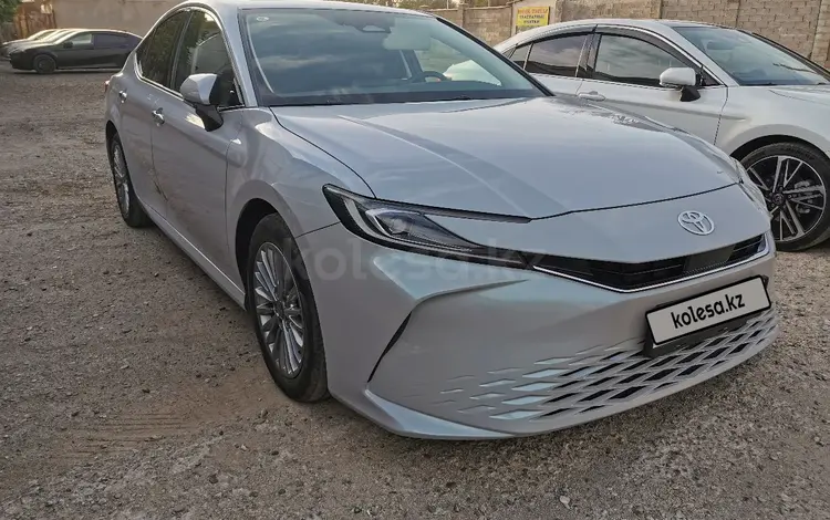 Toyota Camry 2024 года за 13 950 000 тг. в Тараз