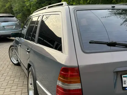Mercedes-Benz E 230 1992 года за 2 700 000 тг. в Алматы – фото 15