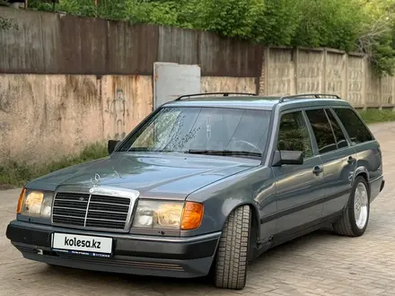 Mercedes-Benz E 230 1992 года за 2 700 000 тг. в Алматы