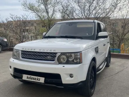 Land Rover Range Rover Sport 2011 года за 12 000 000 тг. в Актау