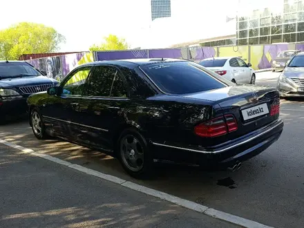 Mercedes-Benz E 230 1996 года за 2 500 000 тг. в Астана – фото 12