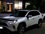 Toyota RAV4 2021 годаүшін21 500 000 тг. в Шымкент – фото 4