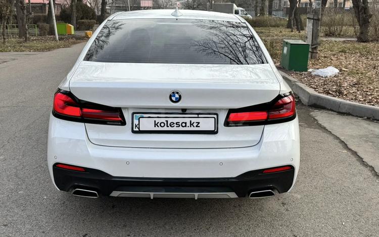 BMW 5 серия — миниатюра 5
