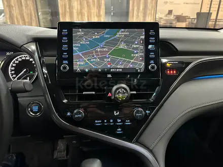 Toyota Camry 2021 года за 16 500 000 тг. в Караганда – фото 10