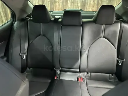 Toyota Camry 2021 года за 16 500 000 тг. в Караганда – фото 21