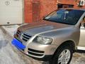 Volkswagen Touareg 2006 года за 6 500 000 тг. в Усть-Каменогорск