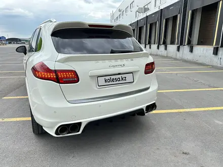 Porsche Cayenne 2011 года за 14 500 000 тг. в Астана – фото 22
